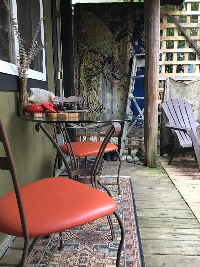 Seas The Day House 5 Star Hottub Pets Bbq Fire Premier Location Hotel Gibsons Exterior photo